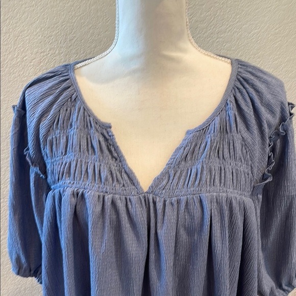 NWT UMGEE Blue Gray Ruched 1/2 Sleeve Blouse - Picture 2 of 7
